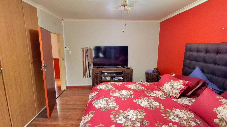 3 Bedroom Property for Sale in Roodia Free State